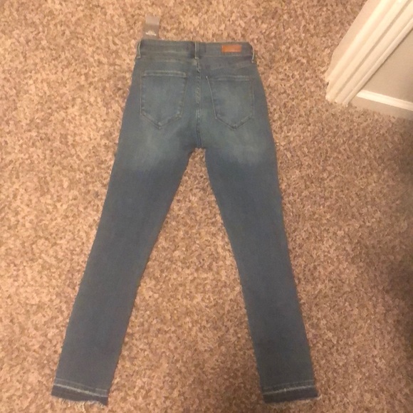 Abercrombie & Fitch Demin Jeans - Picture 2 of 4